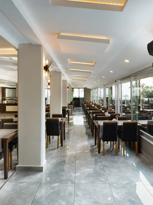 main-restaurant-2